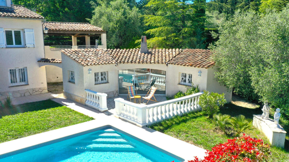 Maison à CABRIS