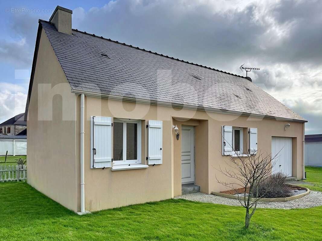 karine_00009 - Maison à PANNECE