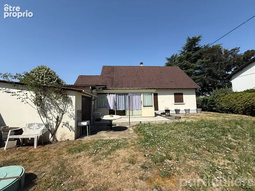 Maison avec vie de plain-pied et jardin - photo 2