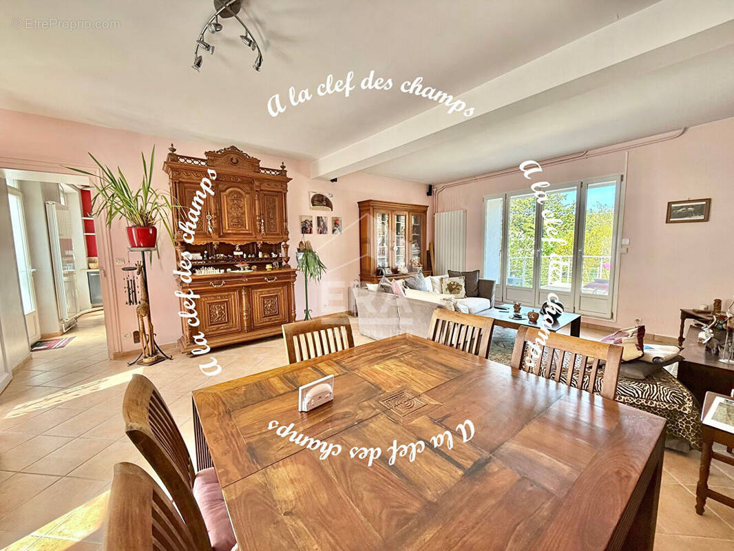 Maison à GIF-SUR-YVETTE