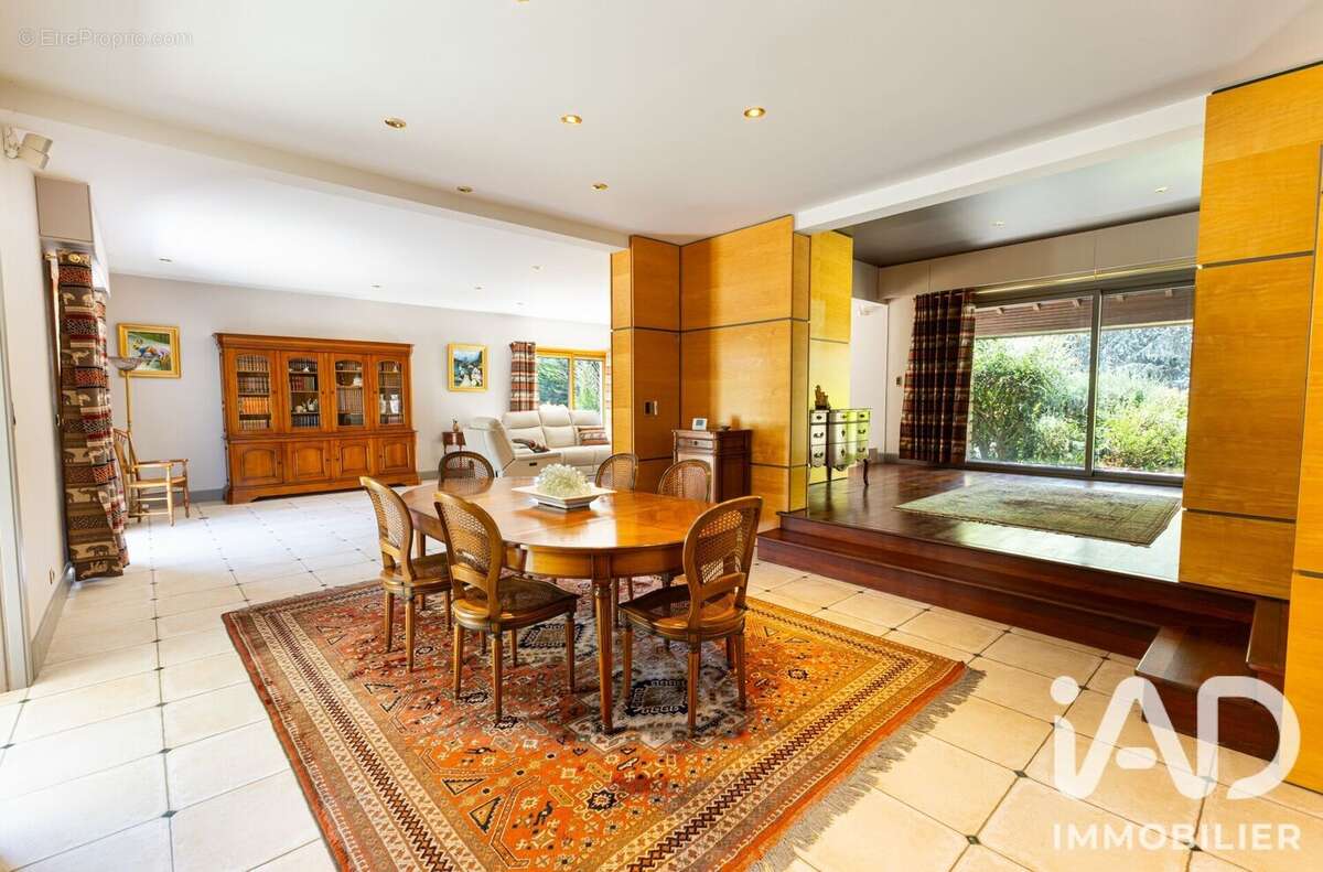 Maison 360 m² à L'oie  - photo 4