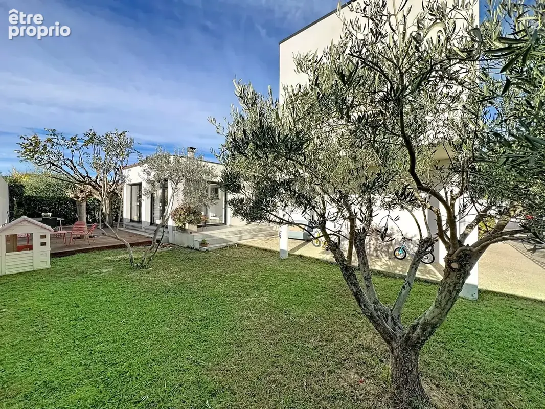 Maison 7 pièces 167 m² à vendre à Clarensac (30870) - photo 3