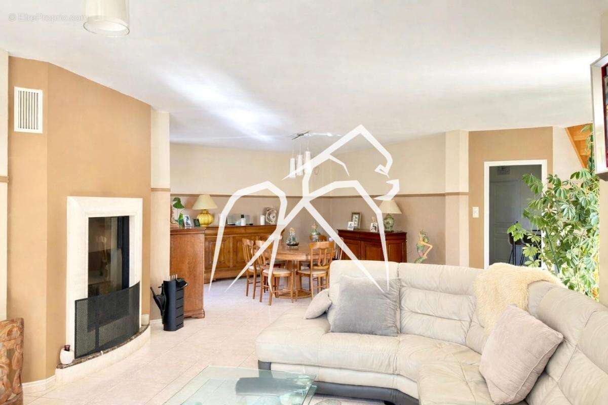 Maison à NOTRE-DAME-DE-BONDEVILLE