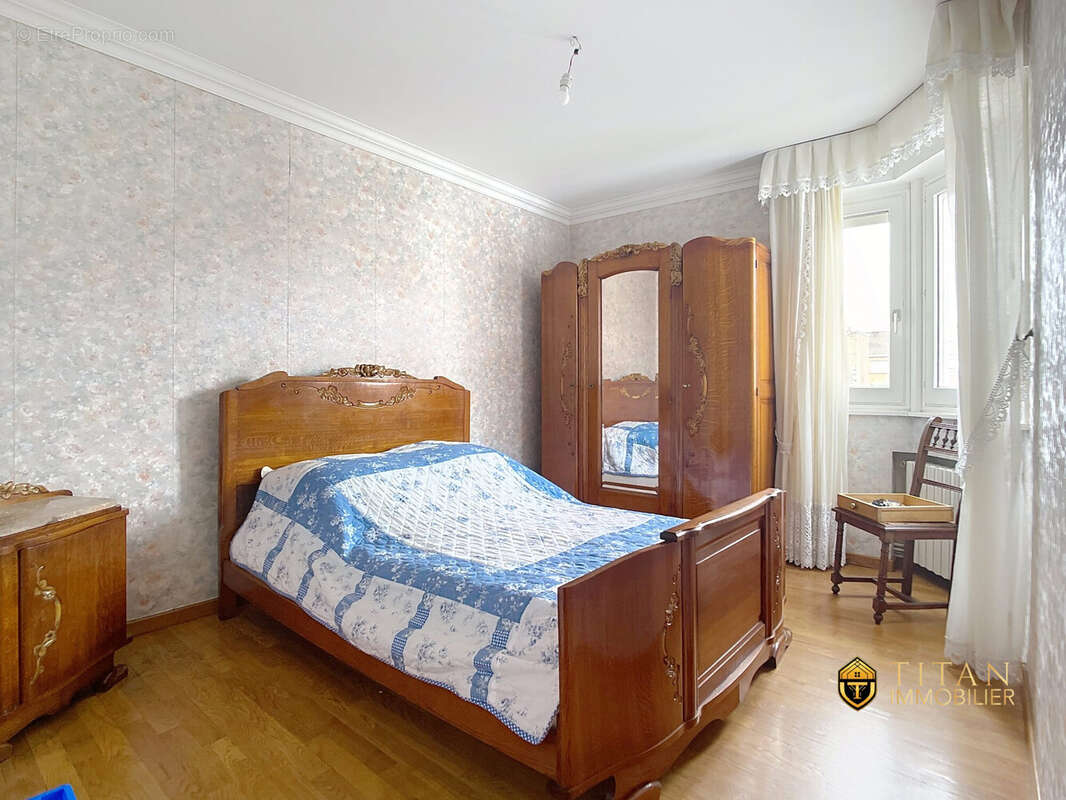 Maison mitoyenne de 100 m² avec un extérieur à Dunkerque (59430)