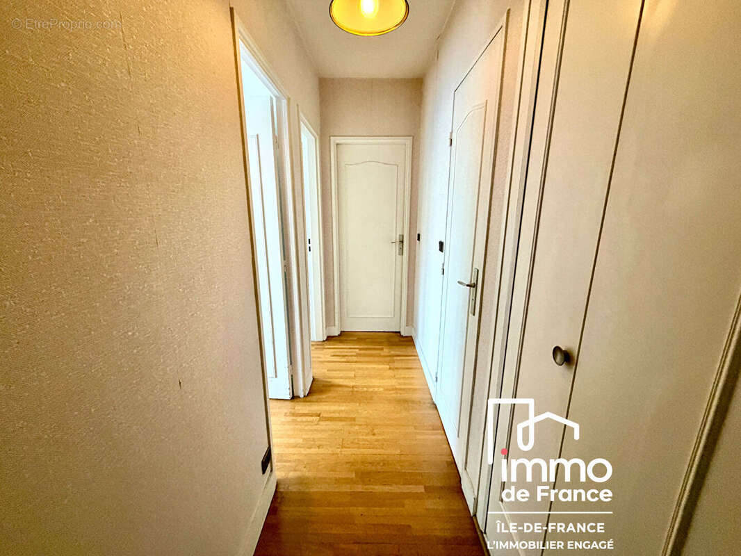 Appartement à VERSAILLES