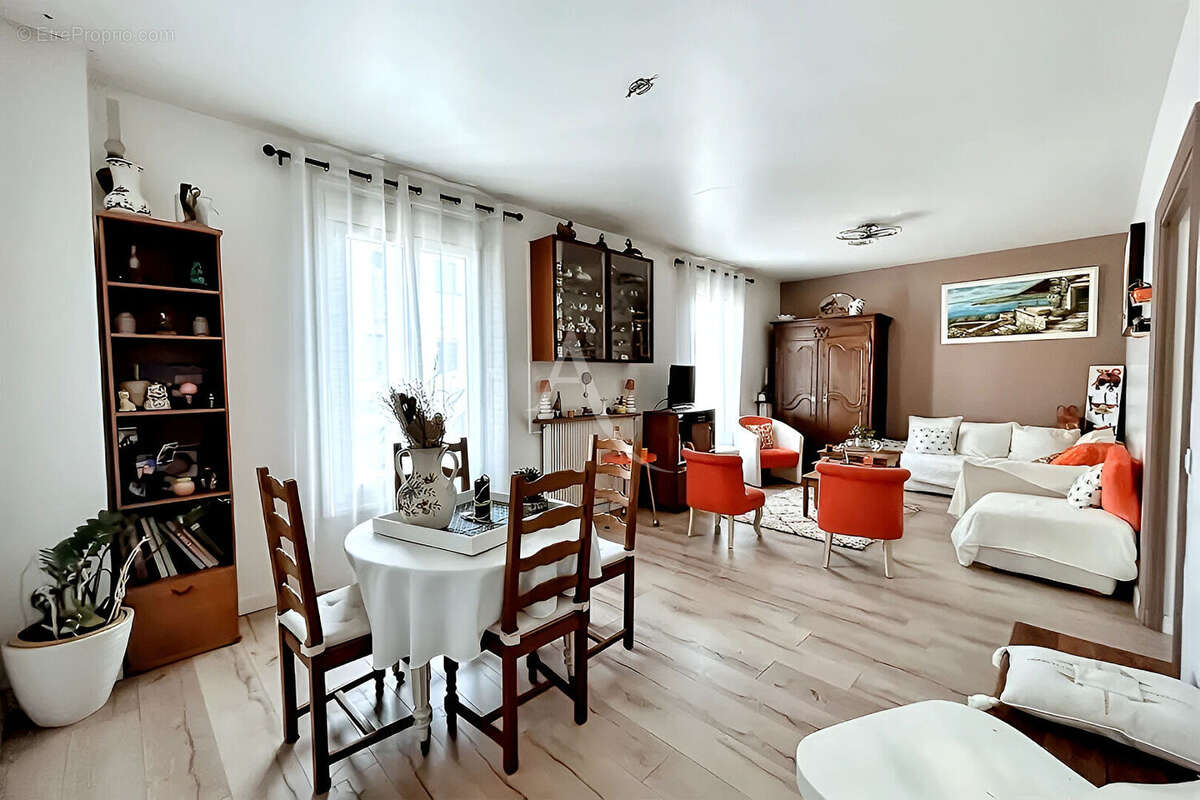 Maison à VITRY-SUR-SEINE