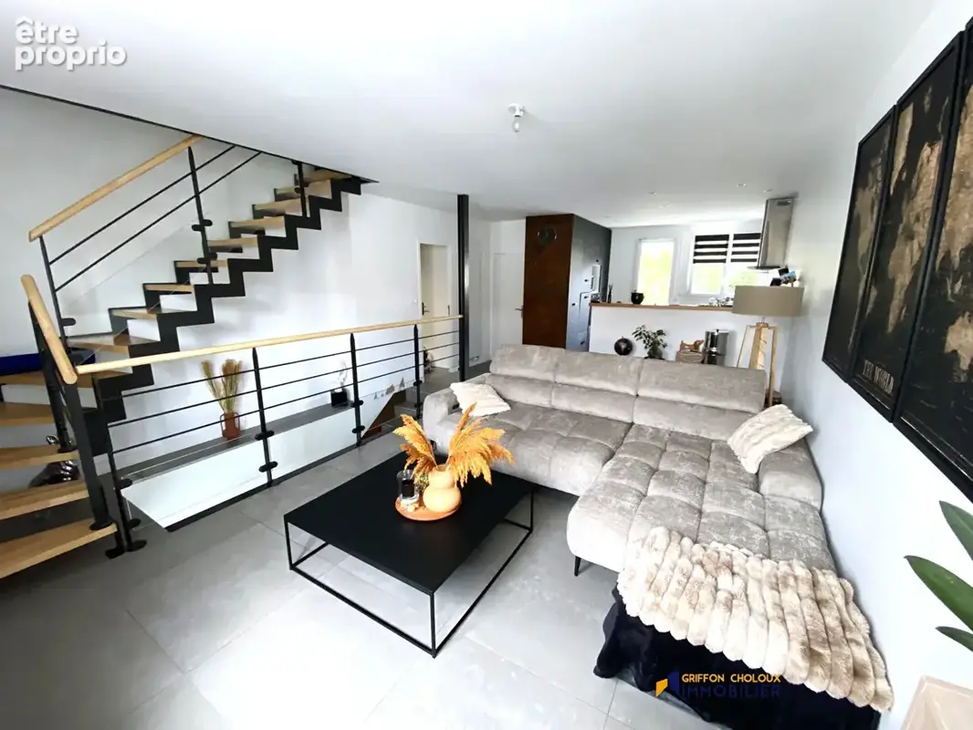 Cholet Maison rénovée coup de coeur !! - photo 1