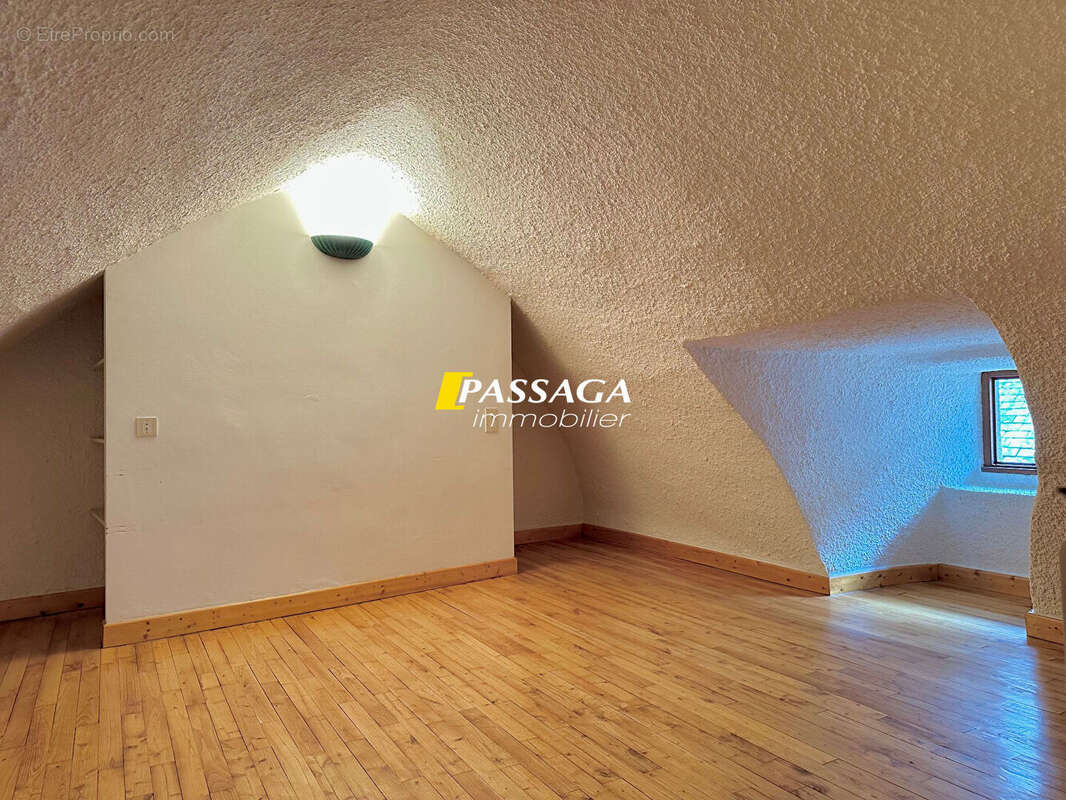 Maison à SEVERAC-LE-CHATEAU