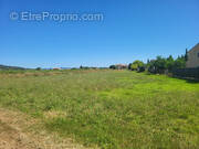 Terrain à RIBAUTE-LES-TAVERNES