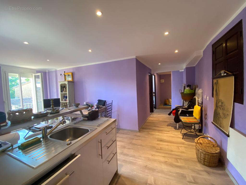 Appartement à GRIMAUD