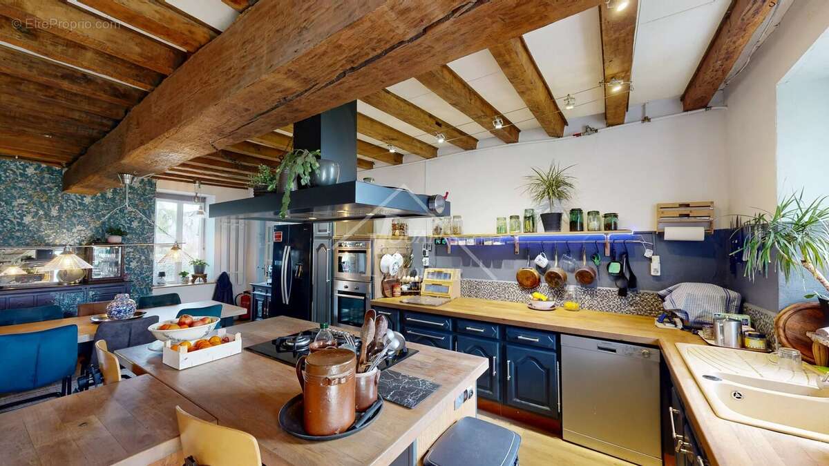 Maison à BOURBON-L'ARCHAMBAULT