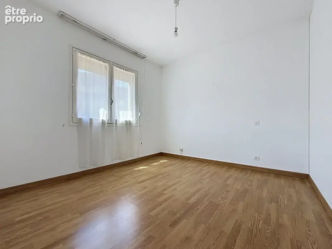 Appartement Les Angles 4 pièces  2 chambres 92 m2 La Pinède - photo 5