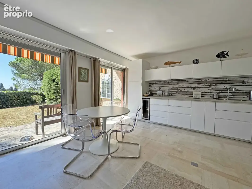 Vence - Appartement 2P de 58 m2 avec jardin privatif 220 m2 - photo 4