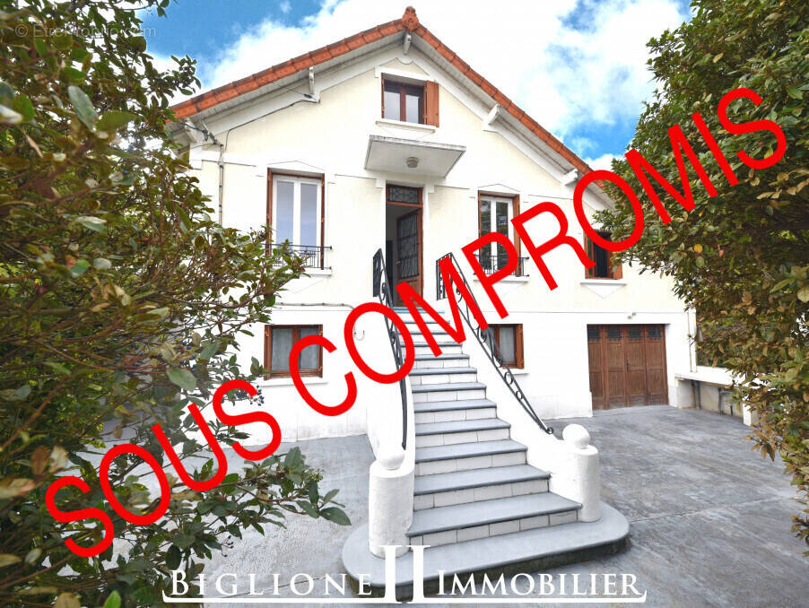 Maison à CHELLES