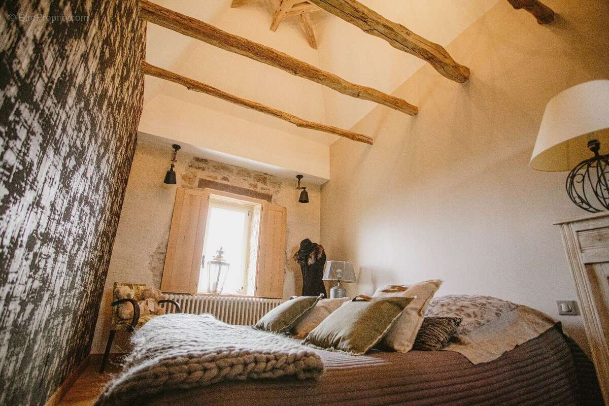 Maison à CAUSSE-ET-DIEGE