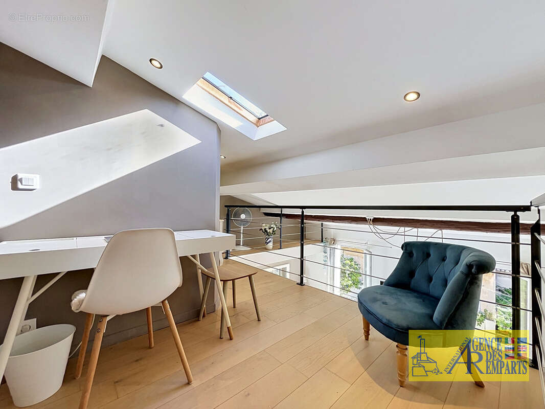 Duplex de charme au cœur du Vieil Antibes - photo 11