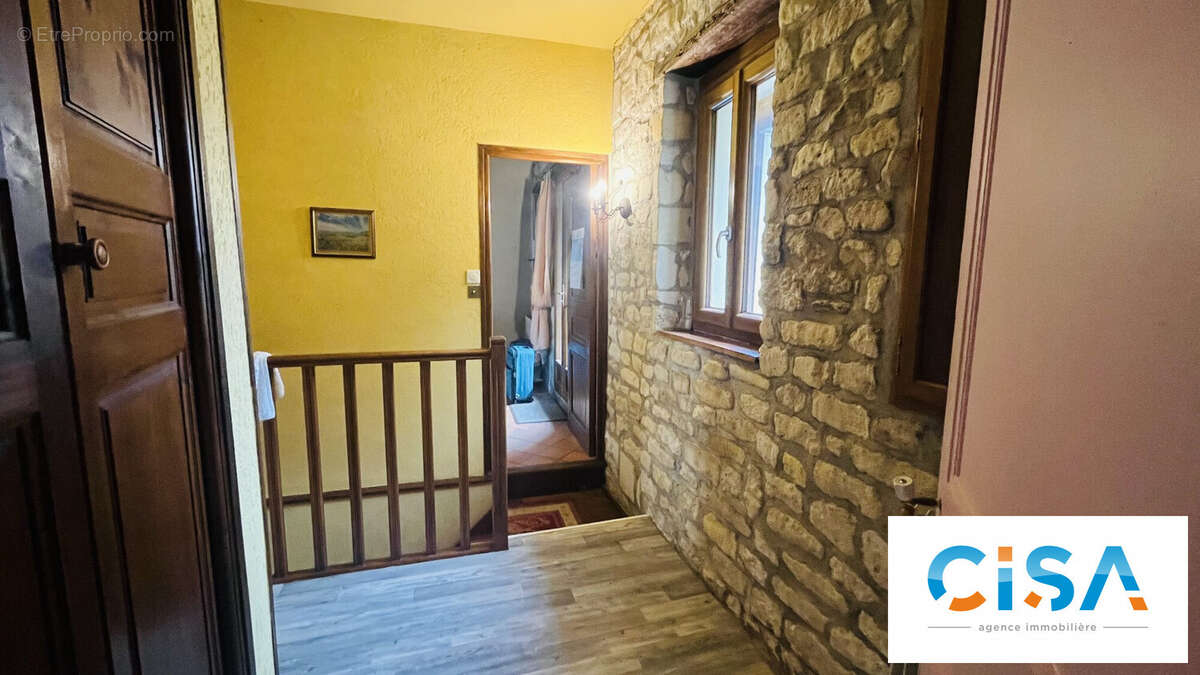 Maison à MONTATAIRE