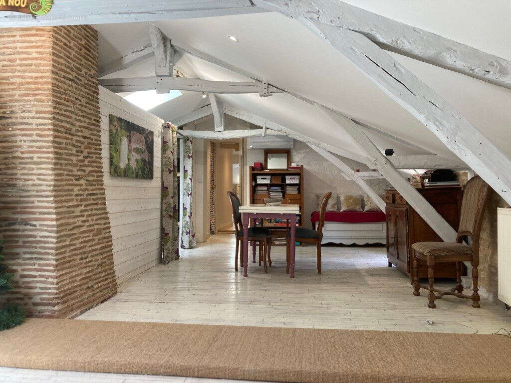 Maison à DURAVEL