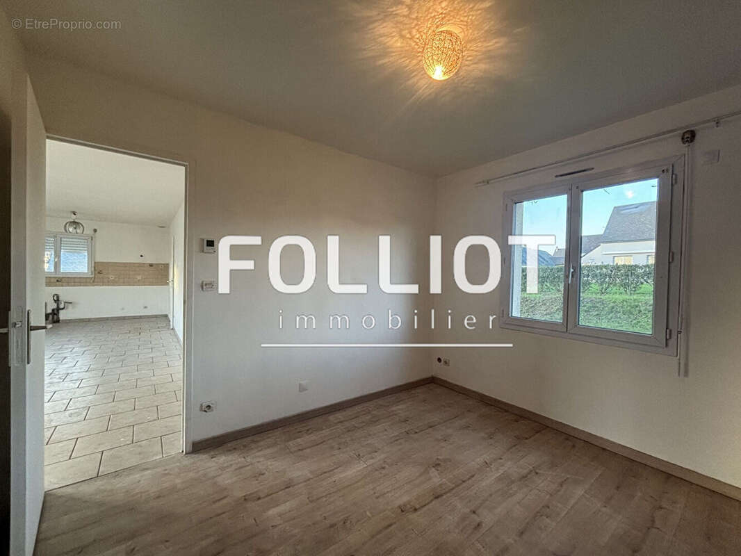 Maison à MONTMARTIN-SUR-MER