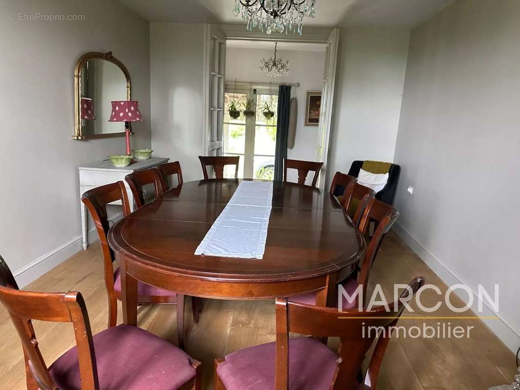 Maison à DUN-LE-PALESTEL