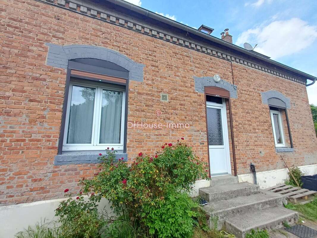 Maison 142 m² à Bernot  - photo 21
