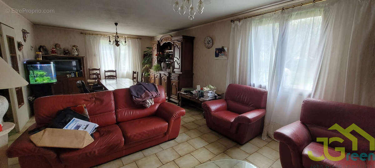 Maison à BORMES-LES-MIMOSAS