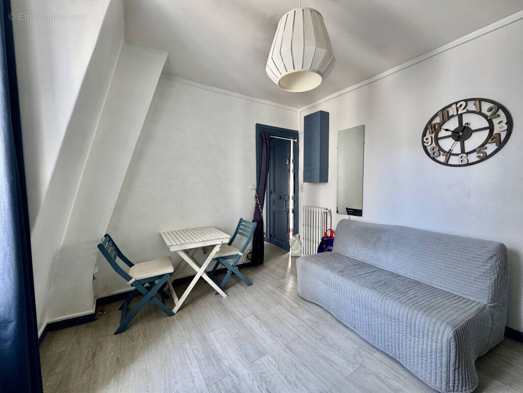 Appartement à PARIS-9E