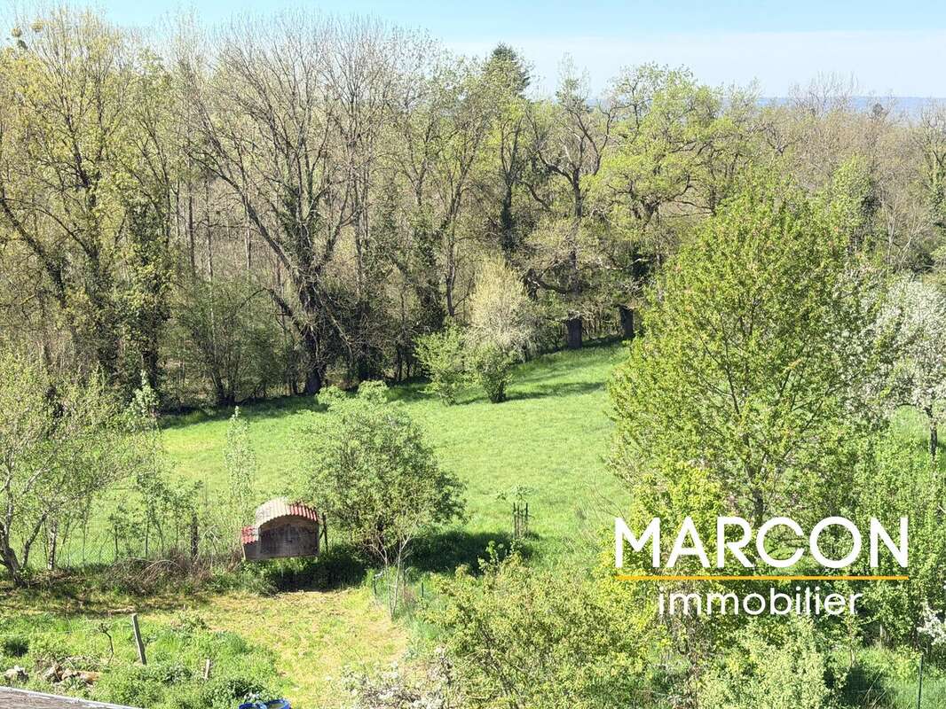 Maison à CHATELUS-MALVALEIX