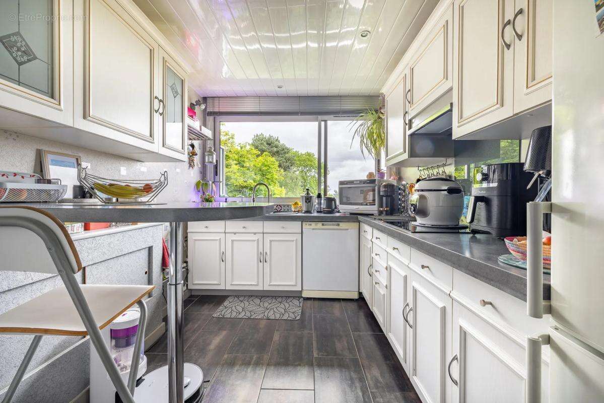 Appartement à VELIZY-VILLACOUBLAY