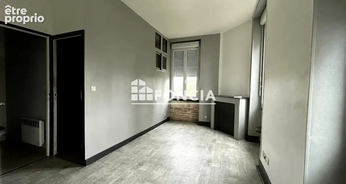 Appartement T1 de 26,32 m² à rénover dans petite copropriété - photo 1