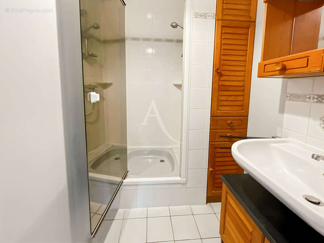 Maison à LE MESNIL-ESNARD