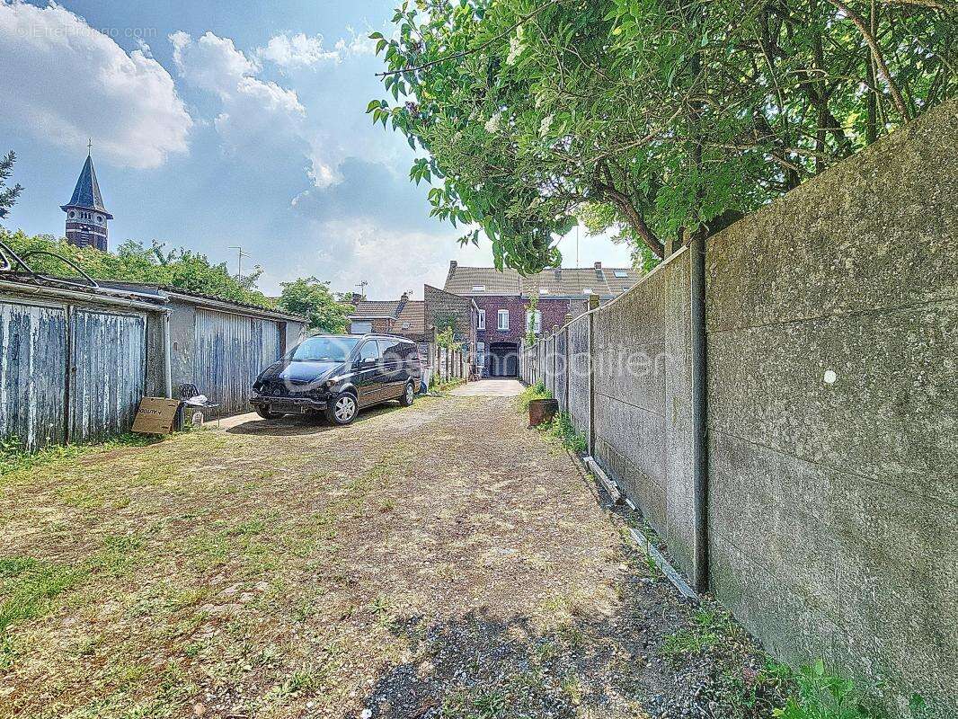 Immeuble rare, idéal investisseur ou grande famille - photo 11
