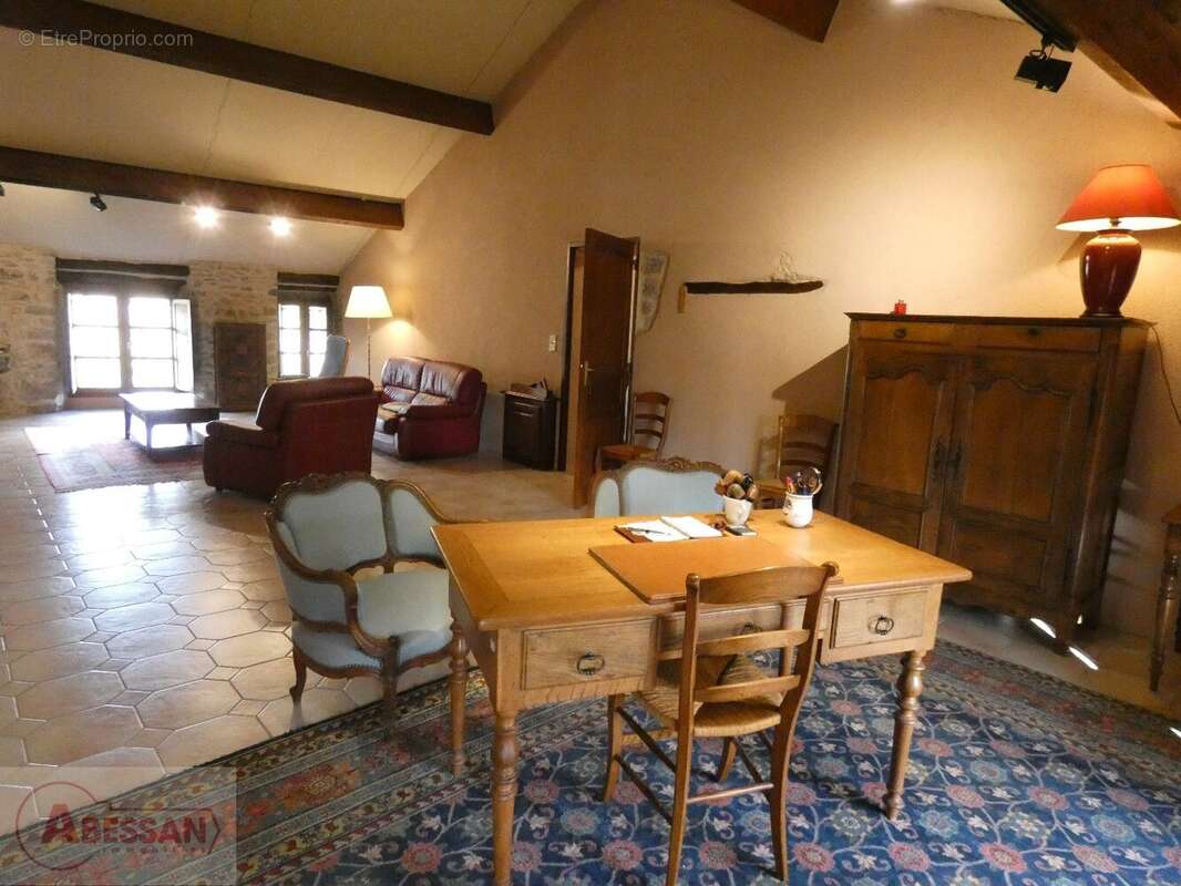 Maison à CORDES-SUR-CIEL