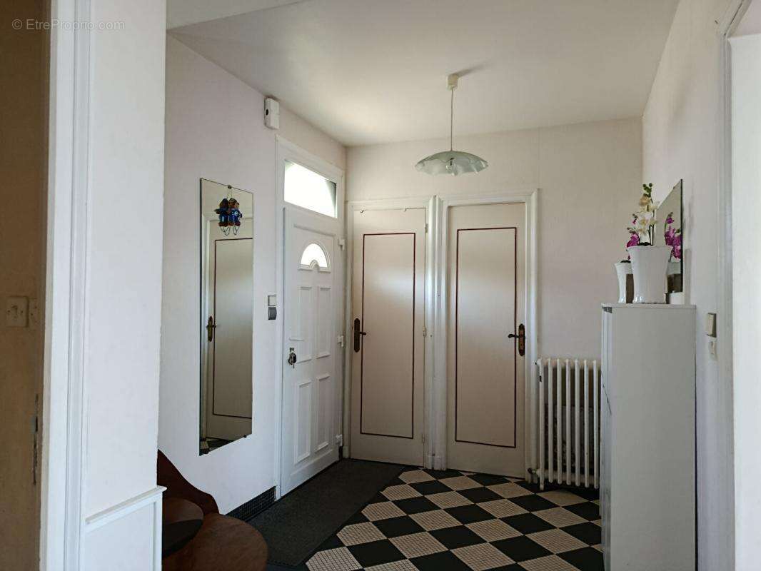 Maison à CARHAIX-PLOUGUER