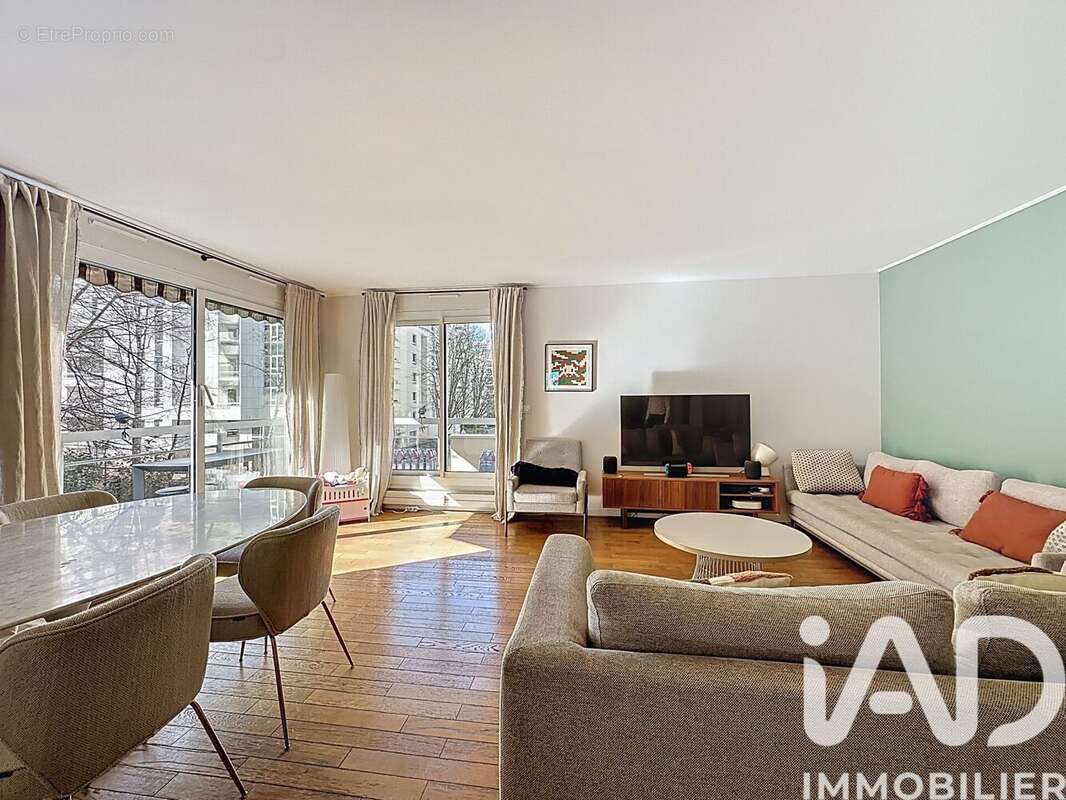 Photo 5 - Appartement à COURBEVOIE