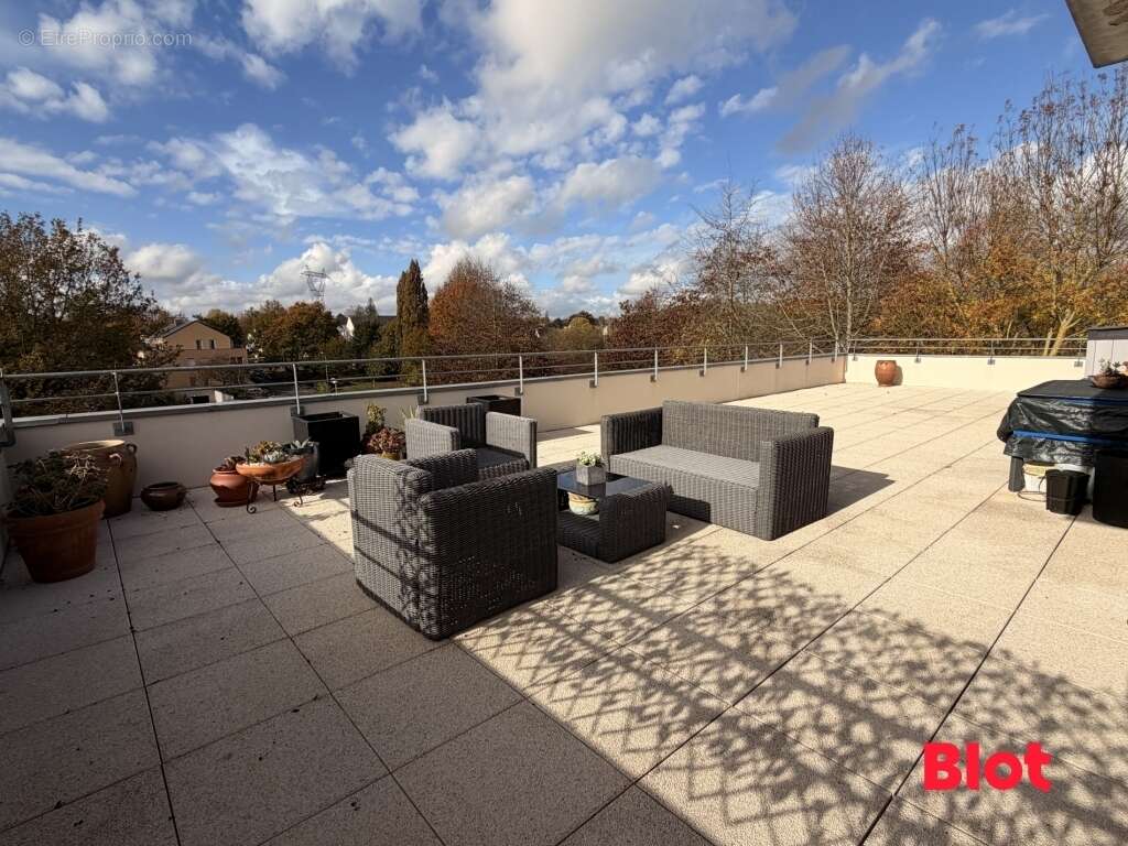 Appartement à VEZIN-LE-COQUET