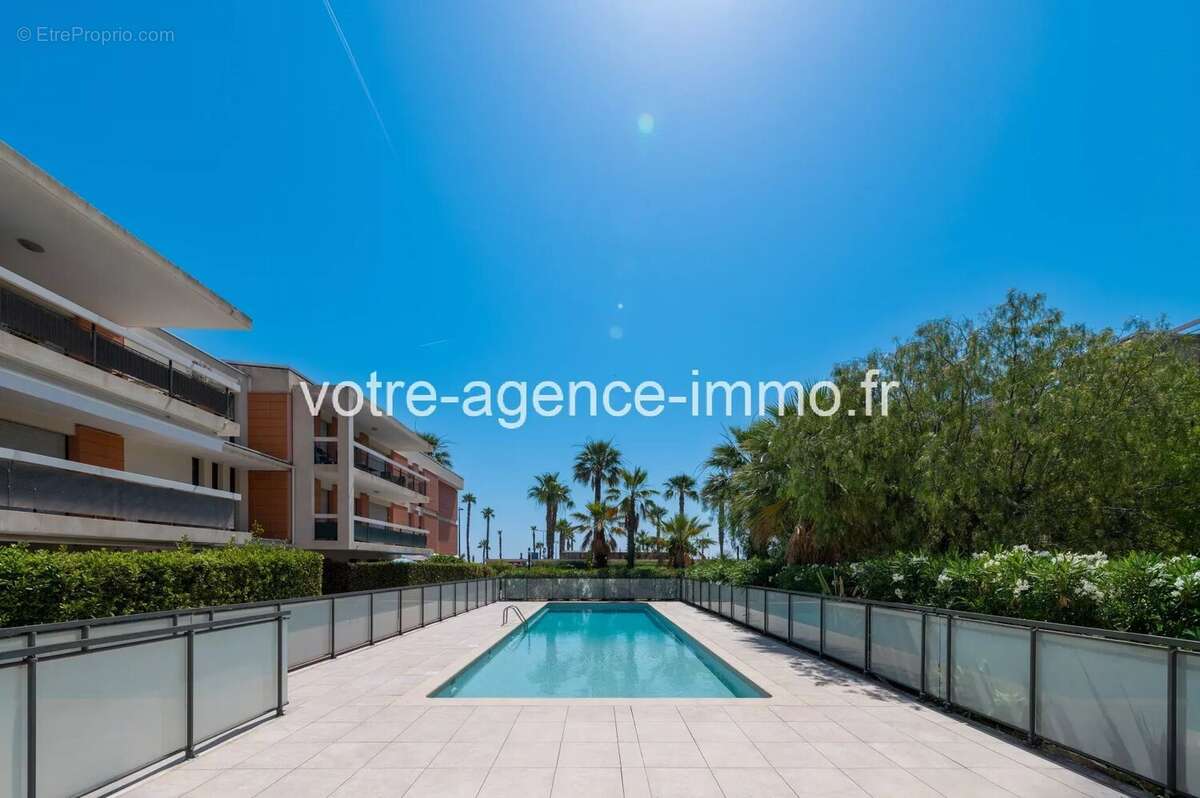 Appartement à VILLENEUVE-LOUBET