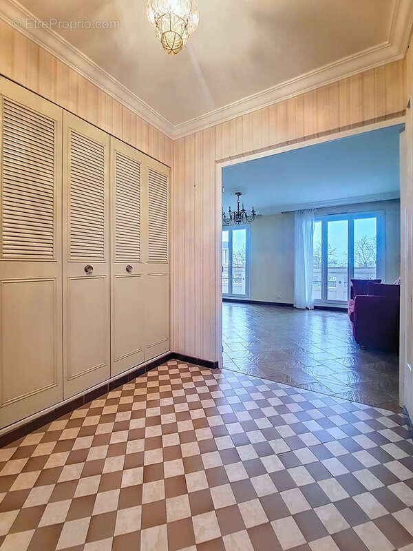 Appartement à VENISSIEUX