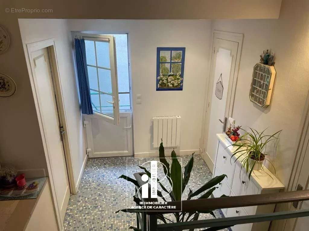 Appartement à FONTAINEBLEAU