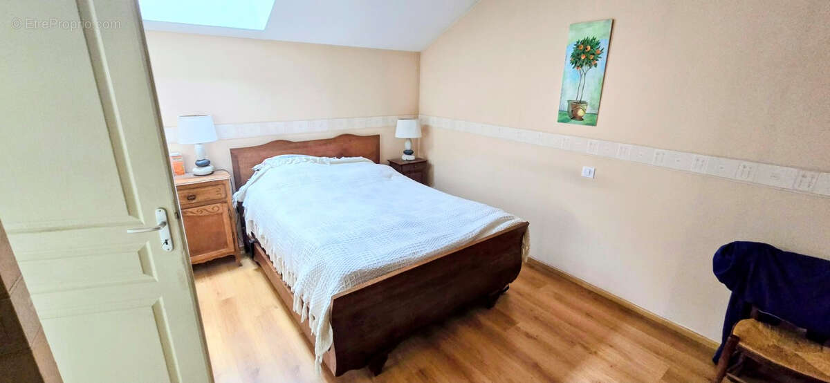 Maison 217 m² à Champlitte  - photo 6