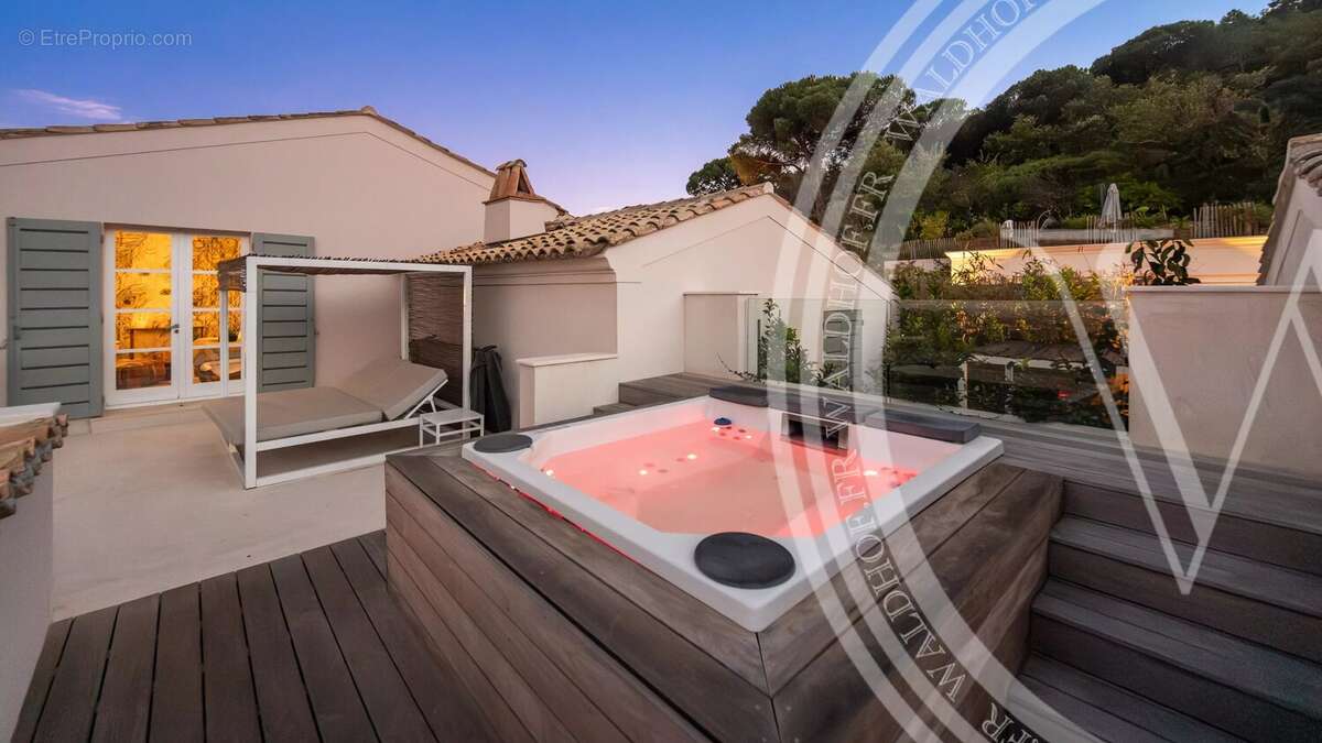 Maison à RAMATUELLE