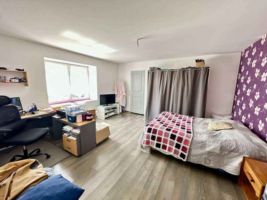 Maison à MALBOUHANS