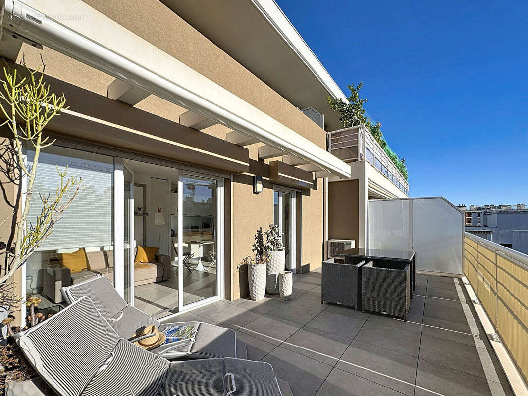 Appartement à ROQUEBRUNE-CAP-MARTIN