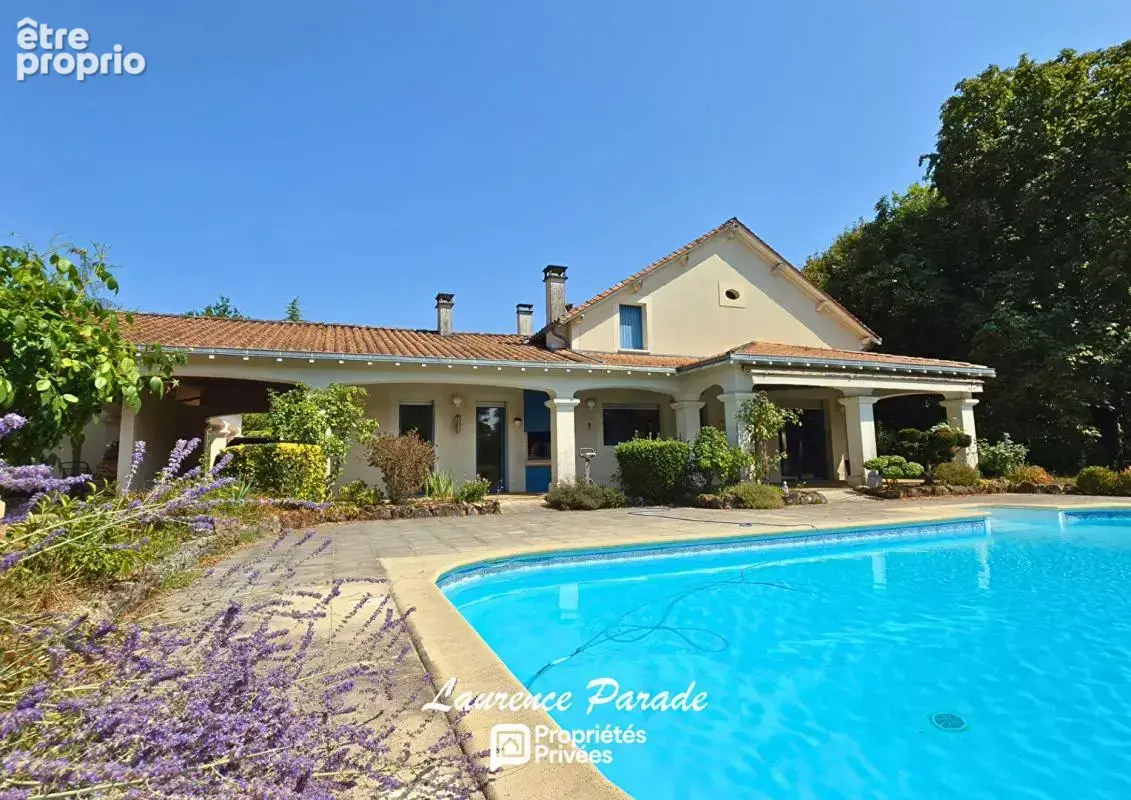 Maison à MONTPON-MENESTEROL