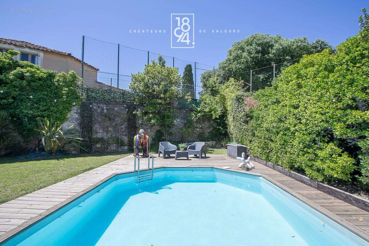 Appartement à MARSEILLE-13E
