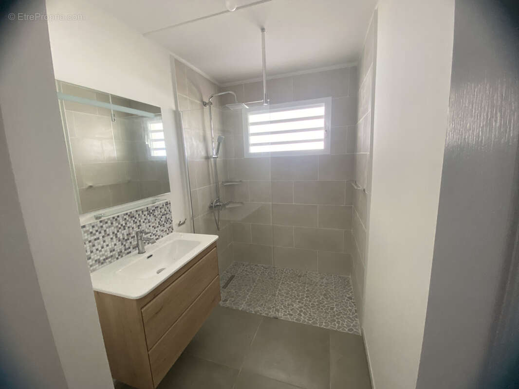 Maison à SAINT-DENIS