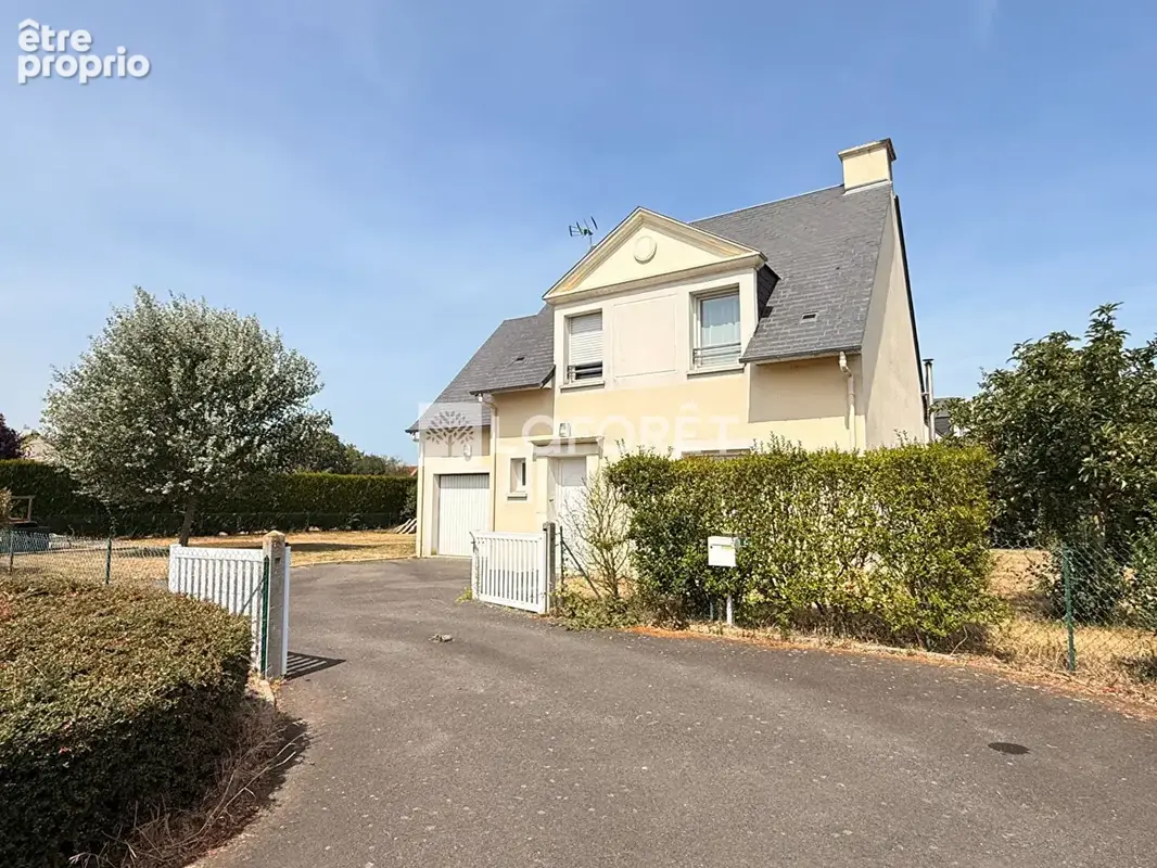 Maison à EMIEVILLE