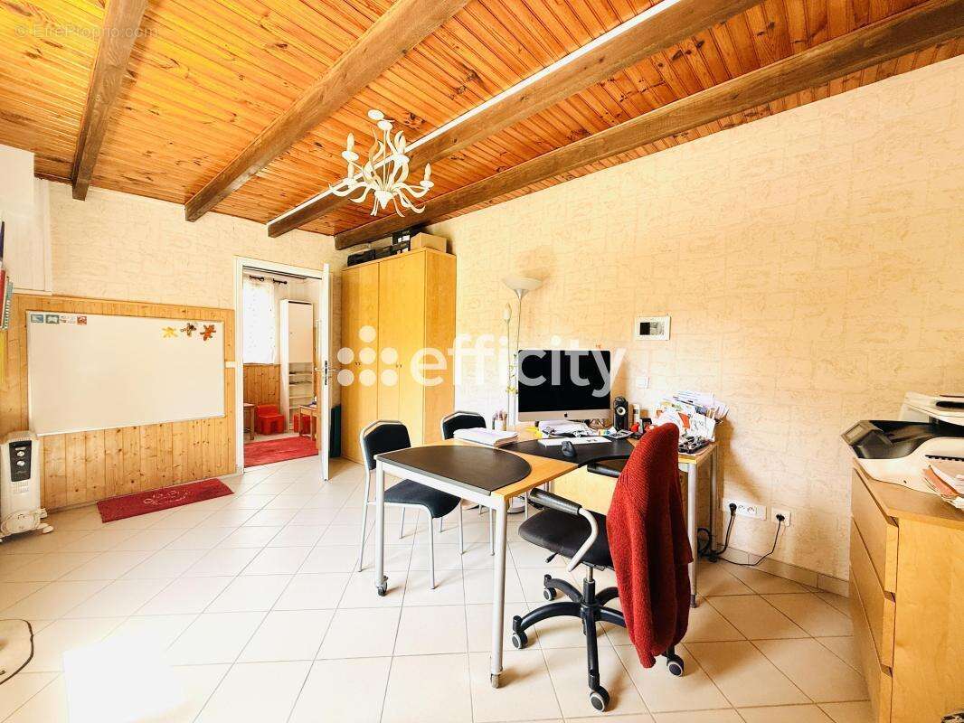 Maison 80 m² à Chatillon  - photo 9