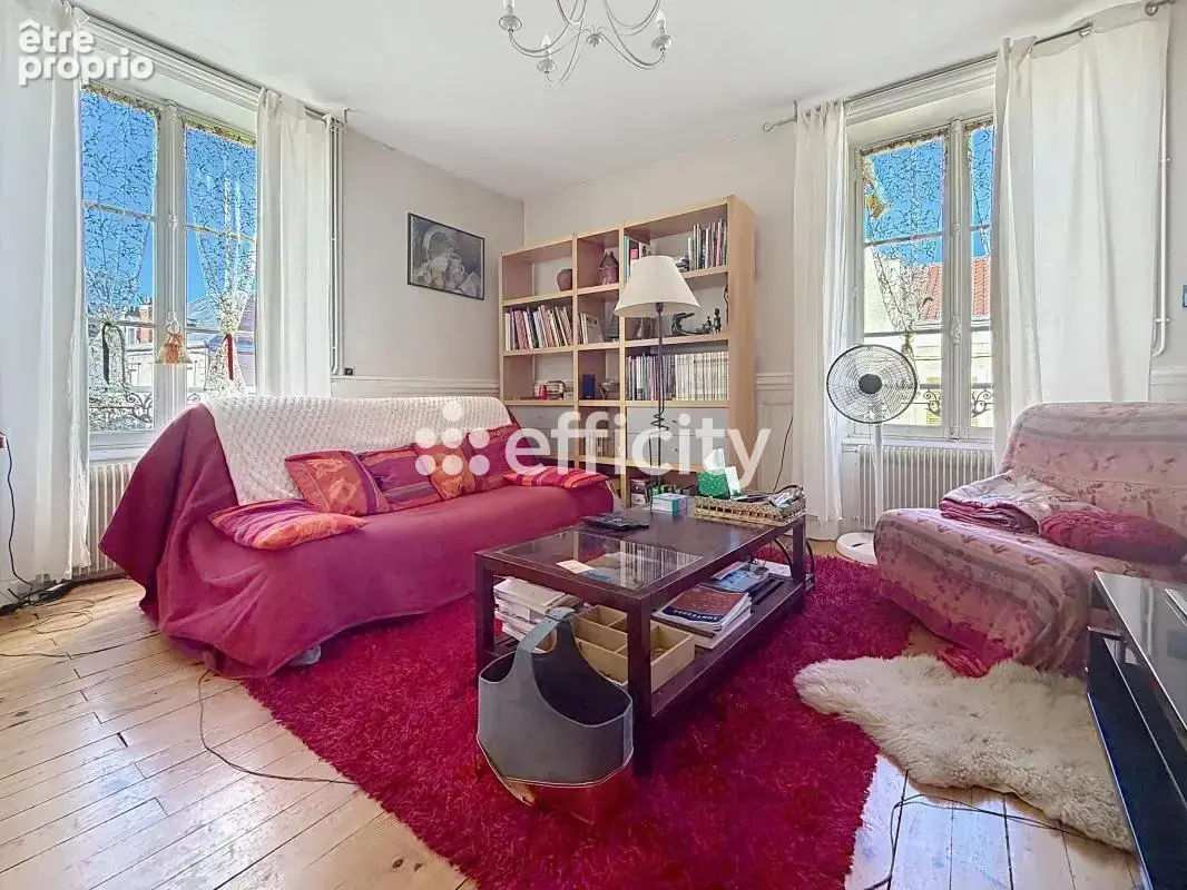Appartement à THIERS
