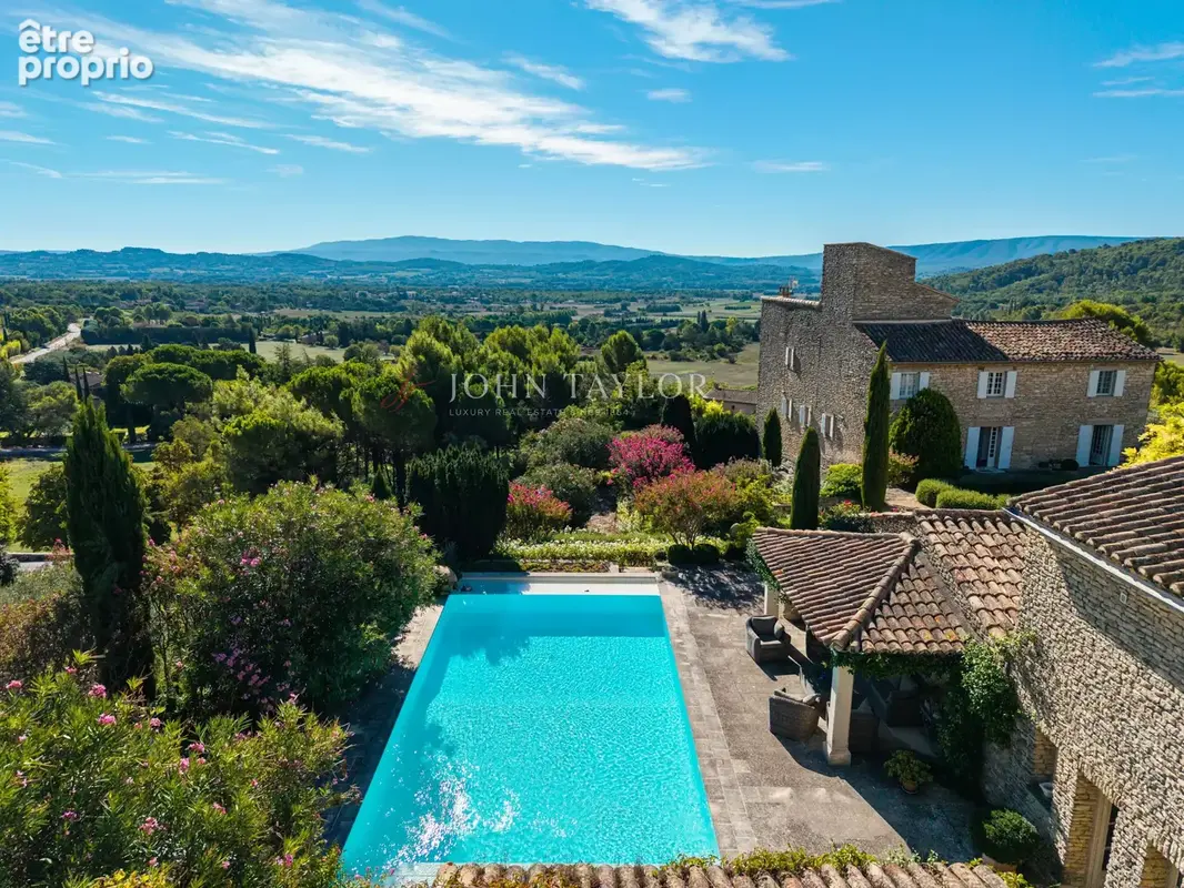 Propriété de prestige en pierre à vendre à Gordes  Vue panoramique sur le Luberon - photo 7